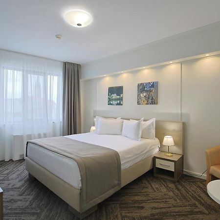 Potaissa Hotel Turda Bagian luar foto